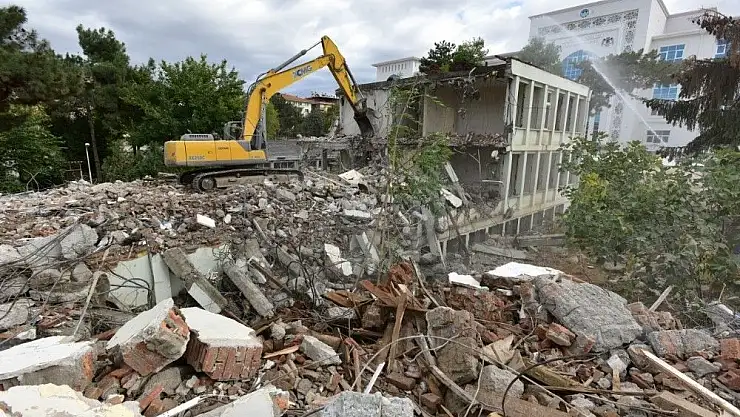 DSİ 92. Şube Müdürlüğü  eski hizmet binası yıkıldı