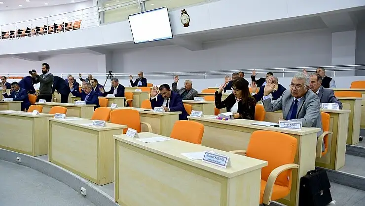 Meclise Mor Reyhan çayı ikramı