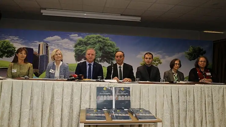 'Tezhip ve Minyatür Sanatıyla Sivas Darüşşifası kitabı tanıtıldı'