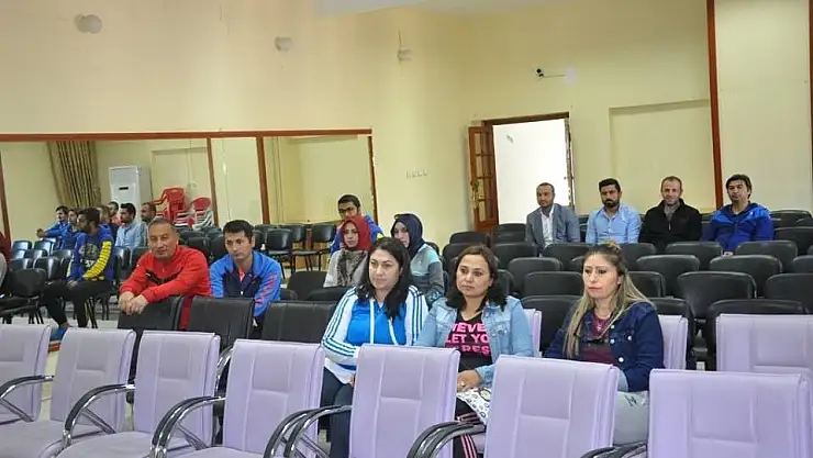 'Okul sporları ile ilgili toplantı yapıldı'