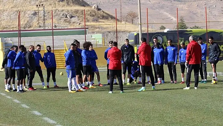 E. Yeni Malatyaspor´da A. Alanyaspor maçı hazırlıkları sürüyor