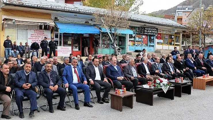 'Akıncılar´a çöp toplama aracı ve konteyner hibe edildi'