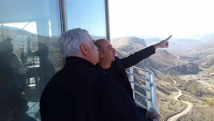 Sanatçılar Levent Vadisi´ne hayran kaldılar