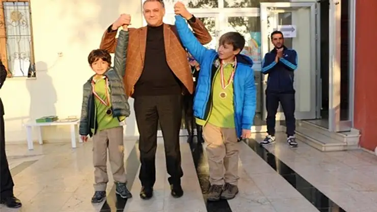 'Çamlıca Okullarına bir madalya daha'