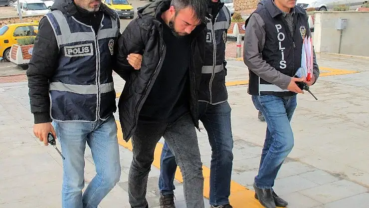 'Telefonla korkutup 700 bin TL dolandıran şüpheli tutuklandı'