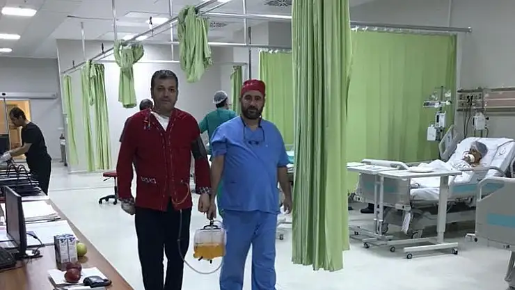 Kalbinden 4 santimetrelik kitle çıkartıldı