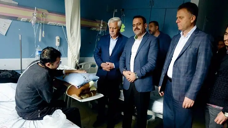 'Başkanlardan kanser hastası Şahin´e ziyaret'