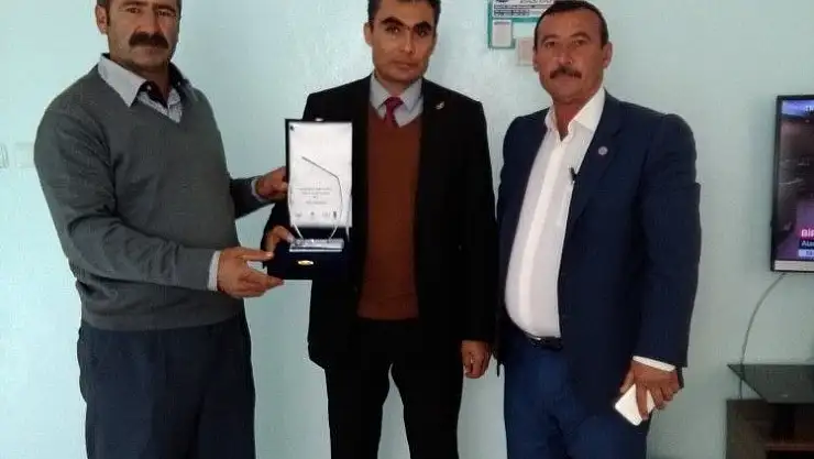'Besni´de çiftçiye `Yılın Yenilikçisi´ ödülü'