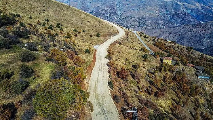 'Büyükşehir 12 kilometrelik grup yolunu genişletti'