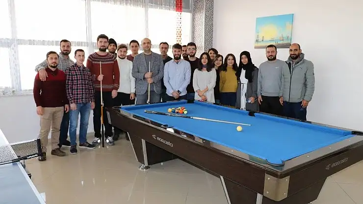 'Eczacılık Fakültesi´nde bilardo turnuvası düzenlendi'