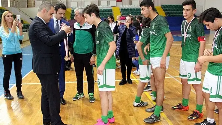 'Okullararası Gençler Futsal Müsabakaları sona erdi'