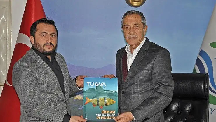 'TÜGVA yönetim kurulu üyeleri Başkan Özdemir ile bir araya geldi'