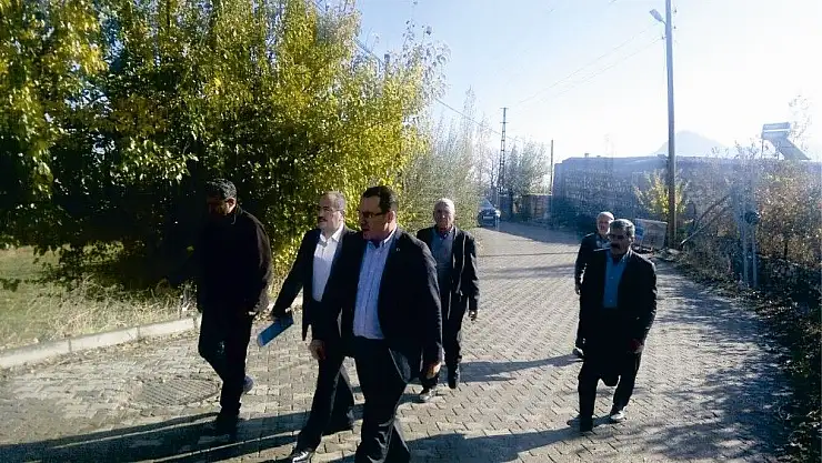 'Kaymakam Kaya köylülerin sorunlarını dinledi'