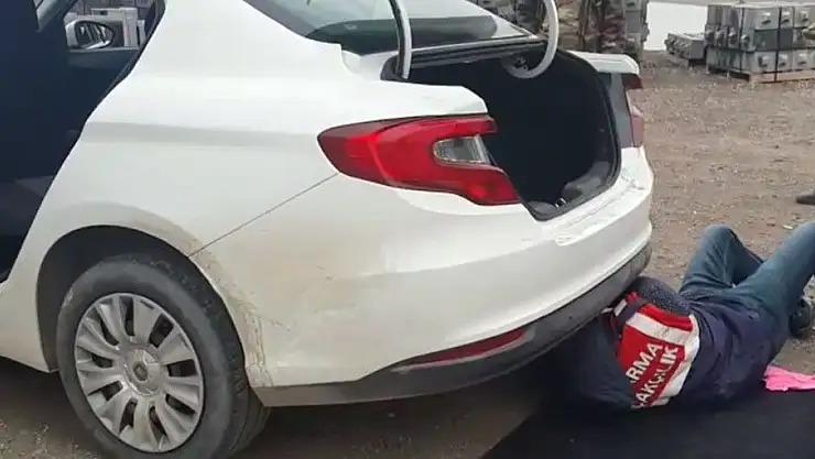 'Zuladaki esrarı ´Cesur´ buldu'