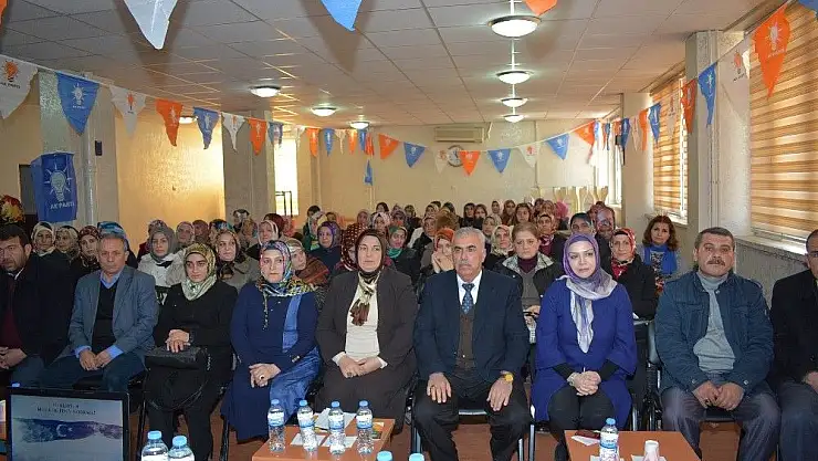AK Parti Darende Kadın Kolları kongresi yapıldı