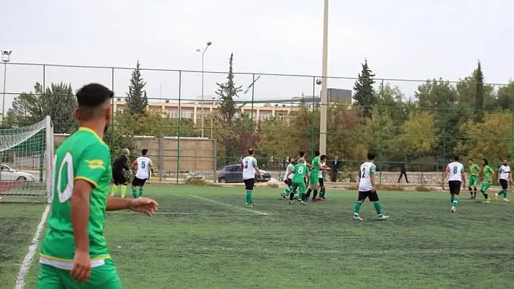 'Türkiye Sağırlar Futbol Süper Ligi: Adıyaman Belediyesi İşitme Engelliler: 1 - İzmir Torbalı İşitme Engelliler: 3'