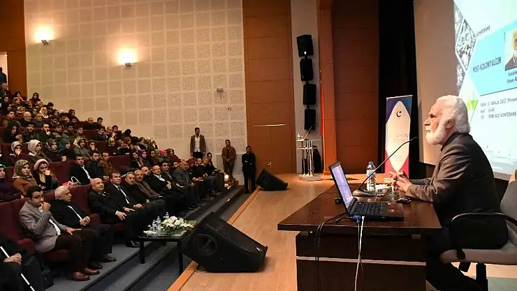 'Adıyaman´da `Postkolonyalizm´ konulu konferans düzenlendi'