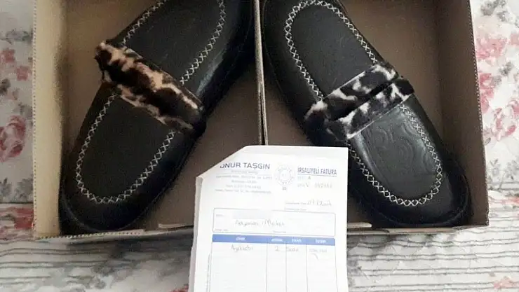 'İnternetten aldığı bot yerine terlik geldi'