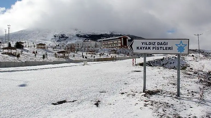 'Kar yağmayınca sezon açılamadı'