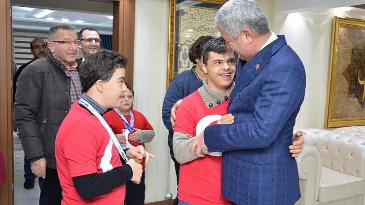 'Engelli sporculardan büyük başarı'