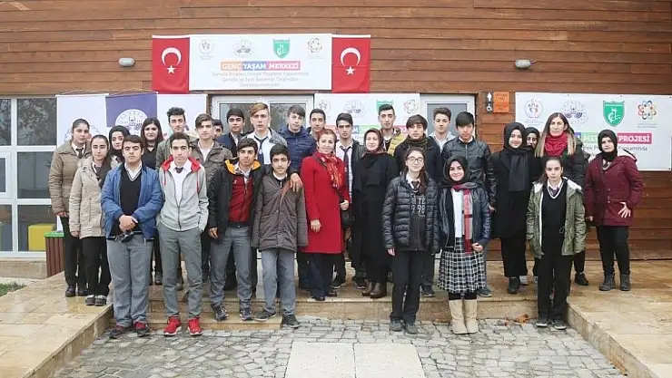 'Genç Yaşam Merkezi ilgi odağı oldu'