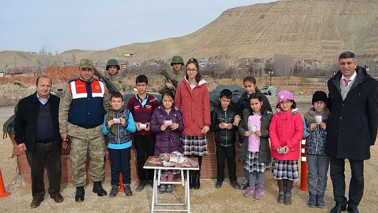 'Öğrenciler yerli malı kullanımına dikkat çekti'