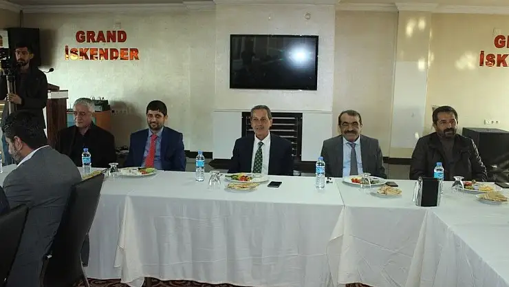 'Vali Kalkıncı basın mensuplarıyla bir araya geldi'