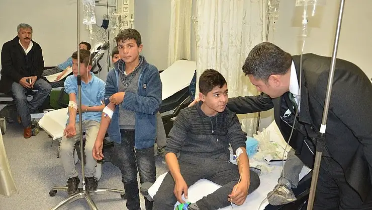 'Yerli malı kutlamasında yedikleri gıdadan hastanelik oldular'