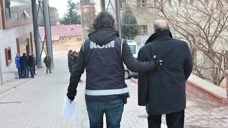 'Elazığ merkezli 7 ilde FETÖ operasyonu: 18 gözaltı'