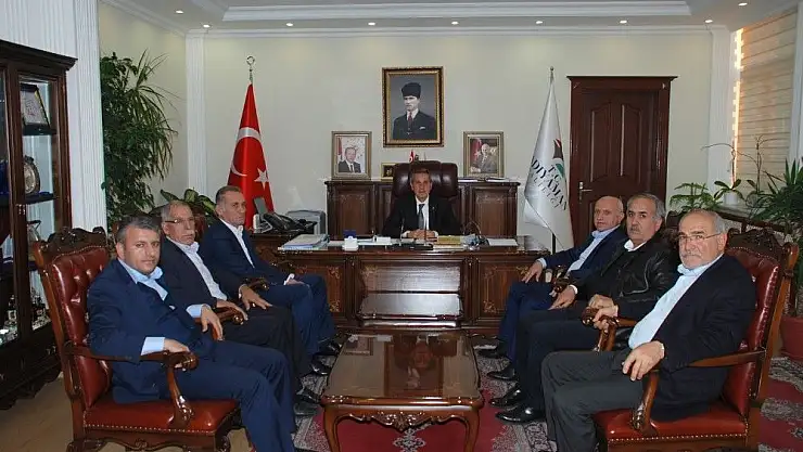 'Adıyamanlılar Vakfı üyeleri Vali Kalkancı´yla bir araya geldi'