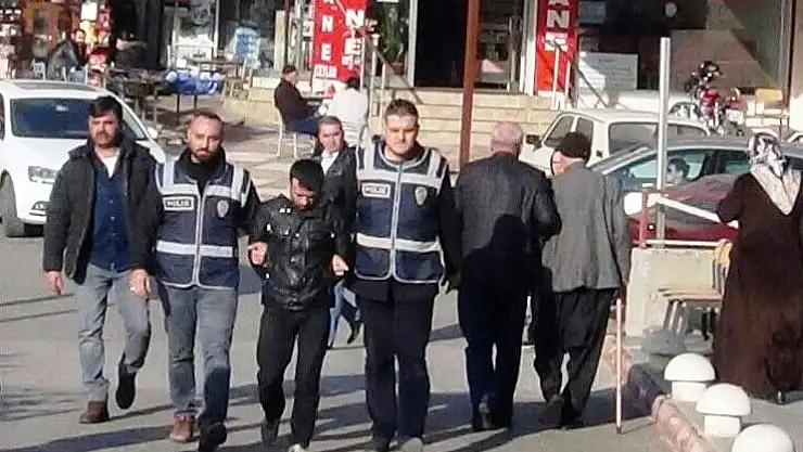 'Hırsızlık zanlısı kovalamaca sonucu yakalandı'