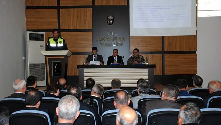 'Vali Kalkancı mahalle muhtarlarının sorunlarını dinledi'