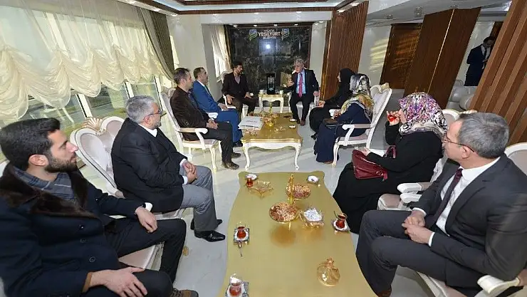 'Önder Vakfı´ndan Yeşilyurt Belediyesine ziyaret'