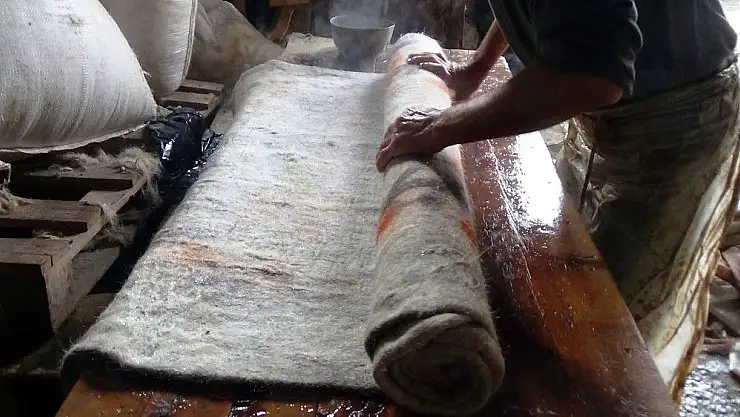 '(Özel) Keçeye ömürlerini adadılar'