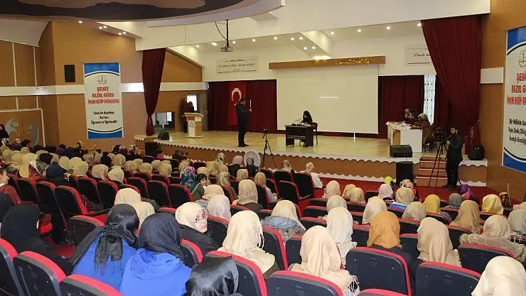 'Adıyaman´da  Liseler arası Kur´an-ı Kerim´i güzel okuma ve hafızlık yarışması düzenlendi'