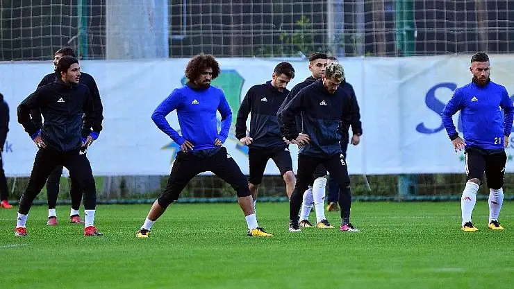 Yeni Malatyaspor'da 4 yabancı oyuncuyla yollar ayrılıyor