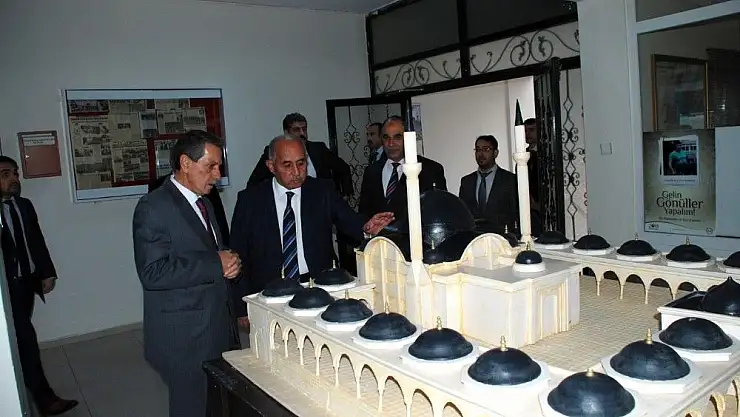 'Vali Kalkancı kamu kurumlarını ziyaret etti'