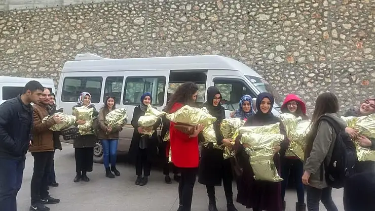 Malatya'da `Kışlar soğuk Geçmesin´ projesi ile öğrencilere destek
