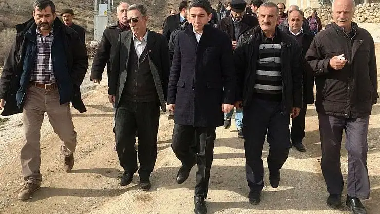 CHP´den maden ocağına tepki gösteren köylülere destek