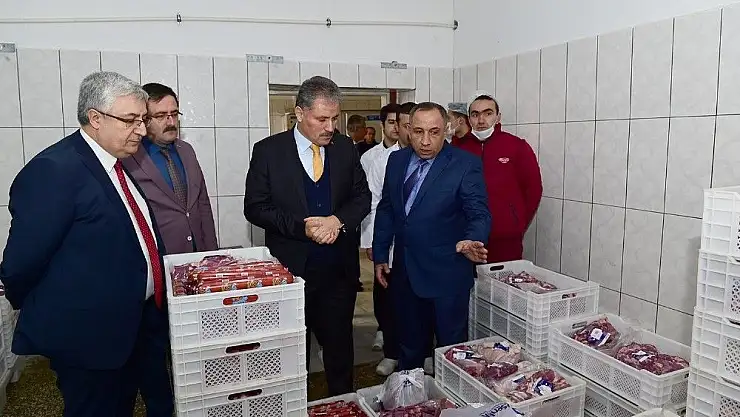 'Başkan Çakır Nergis Et Entegre Tesisinde incelemelerde bulundu'