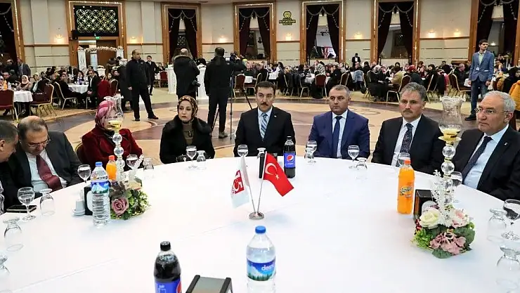 Bakan Tüfenkci `Ülkem için birlik´ gecesine katıldı