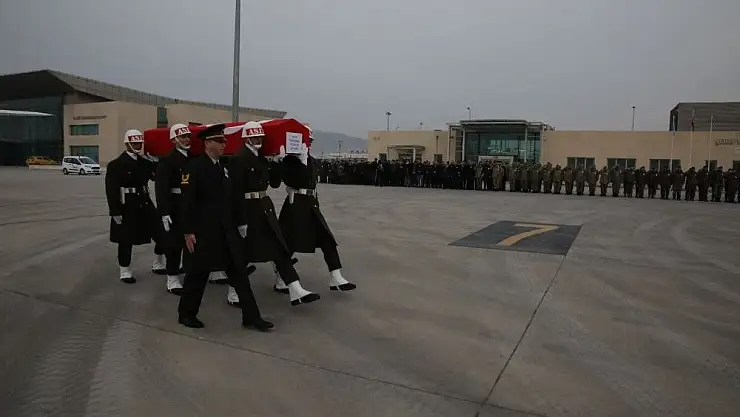 'Afrin şehidinin naaşı memleketi Elazığ´a getirildi'
