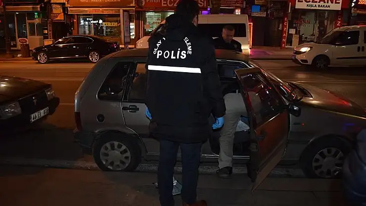 Malatya´da Esnaf aracı içerisinde silahla vuruldu