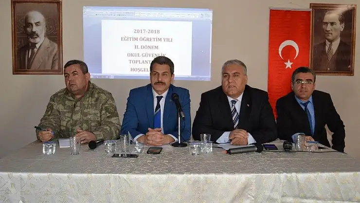 'Besni´de okul güvenliği ve uyuşturucu ile mücadele toplantısı yapıldı'