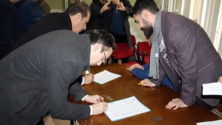 'Elazığ´da `Zeytin Dalı Harekatı´ için imza kampanyası başlatıldı'