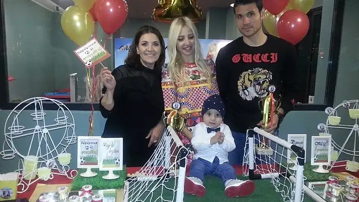 E.Yeni Malatyasporlu futbolcular Arş´ın doğum gününde bir araya geldi