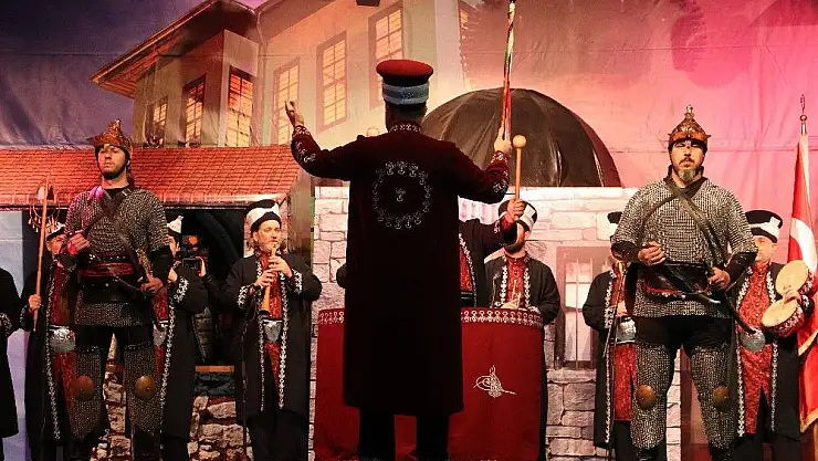 'Mehteran konseri büyüledi'