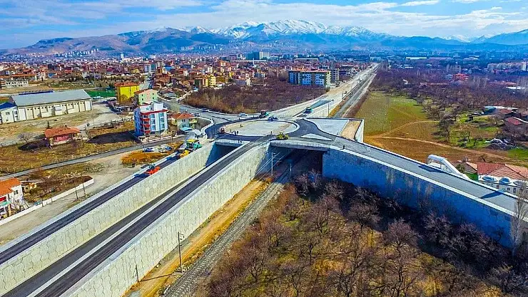 Malatya Topsöğüt-Yeşiltepe üstgeçidinde Son Rötuşlar