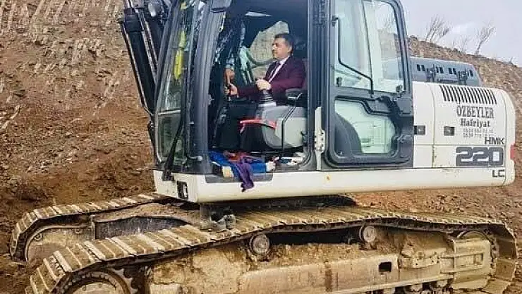 'Pütürge´de yol çalışmaları devam ediyor'