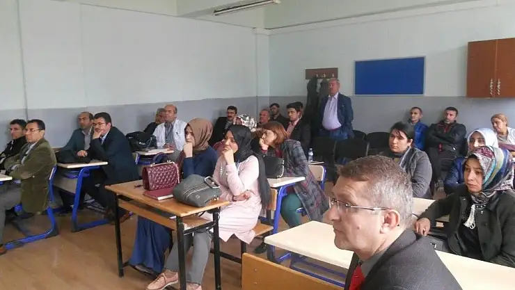 'Dereceye giren öğrenci velilerine ödül verildi'